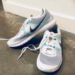 Nike Fury sneakers size 8.5